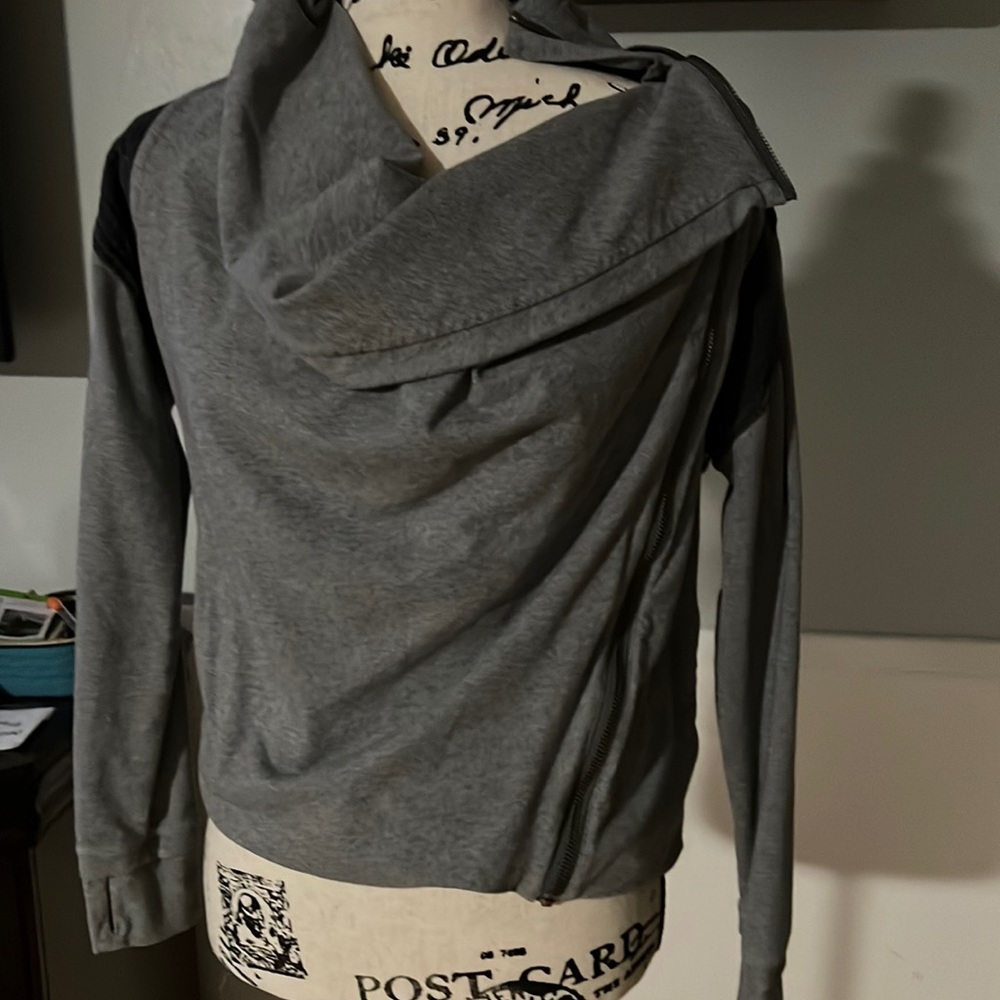 Lululemon Sway moto jacket